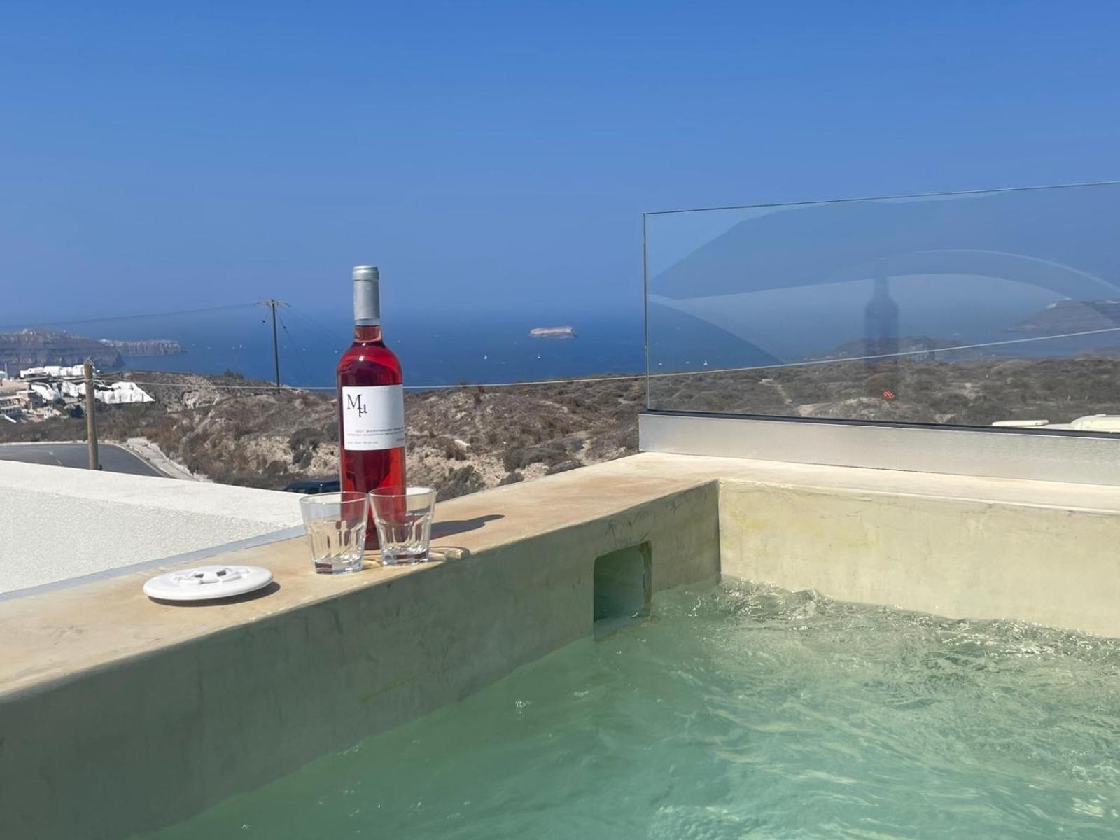 Lejardin Suites Santorini Pyrgos Kallistis Exterior photo